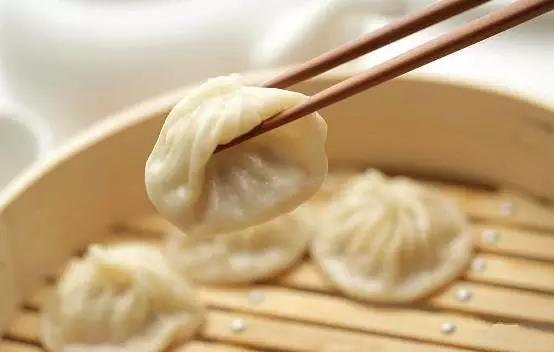 上海有哪些著名的小吃？有什么推薦嗎？