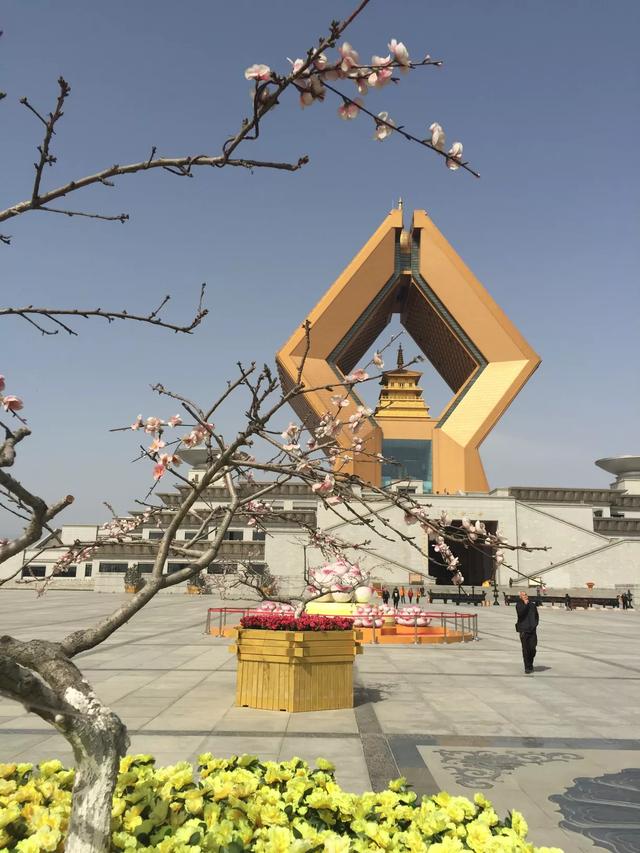 旅游中去過哪些值得推薦的寺廟景區(qū)呢？請說明推薦理由是什么？